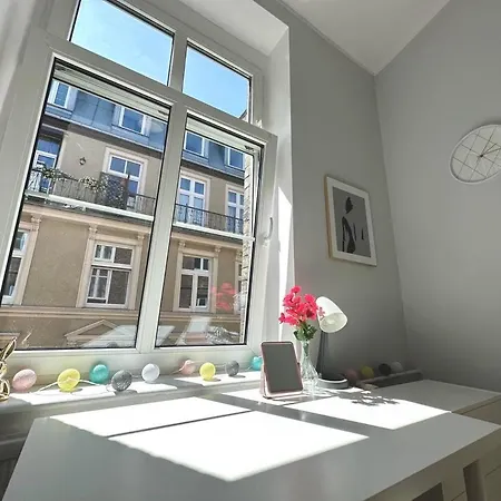 Mmrent Shadow * Gdansk